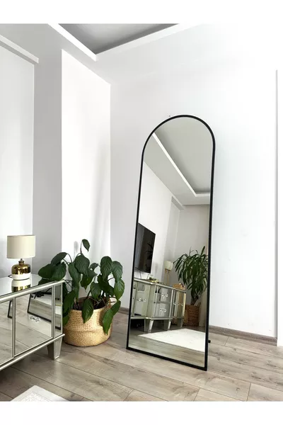 * Cm Full-Length Mirror with Black Metal Frame and Stand