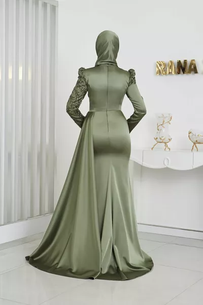 روزا مساء الكاكي