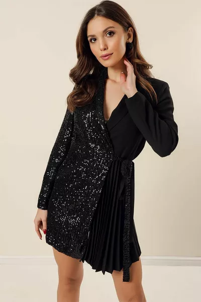 Tek Tarafı Pulpayet Astarlı Piliseli Anvelop Elbise Siyah