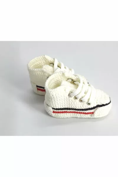 Hand Knitting Baby Booties with Knitting Base