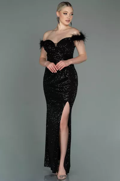 Siyah Otriş Kayık Yaka Yırtmaçlı Uzun Pullu Abiye 