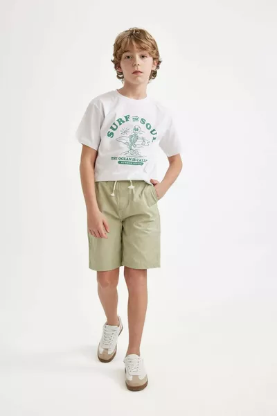Jungen Basic Shorts aus Gabardine mit geradem Schnitt, elastischem Bund und Taschen SM