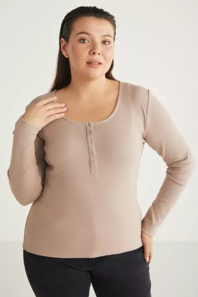 Zazanabb Women's Ribbed Look Body-Hugging Deep Round Neck Button-Up Pink Plus Size Blouse