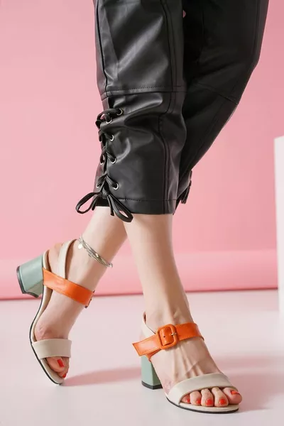 Дамски ежедневни катарами с детайлни токчета Сандали Bejmint