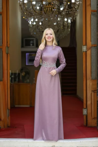 Toutes les robes de soirée Robes de soirée hijab Berfin 