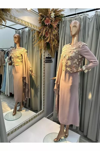 ABITI DA SERA IN RASO FIDANZAMENTO DI NOZZE HENNÉ DOPO LA PROMESSA DI NOZZE DI PARTITO USCIRE DI CASA VESTITO