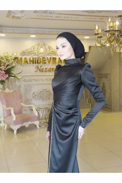 لباس سهرة أسود لافين