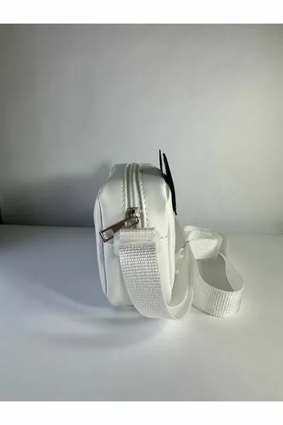 حقيبة كتف صغيرة بطبعة Cat مع حزام