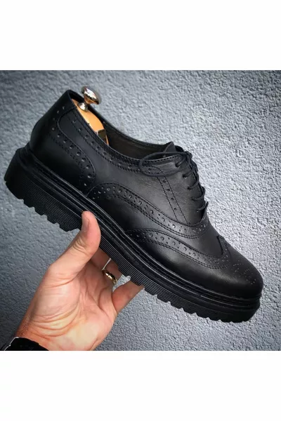 جلد طبيعي أسود عارضة أحذية رجالية