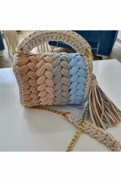 Vrouwen Kleurrijke Pinda Model Handgemaakte Gehaakte Gekamde Tas & Hand, Schouder & Crossbody Luxe Tas