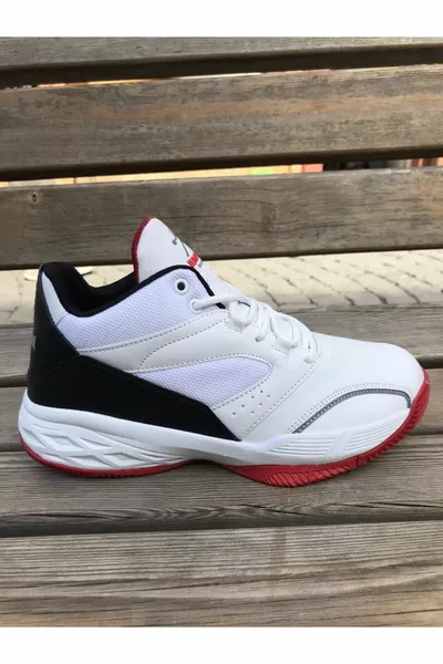  Witte kleur basketbalsneakers geschikt voor dagelijks gebruik