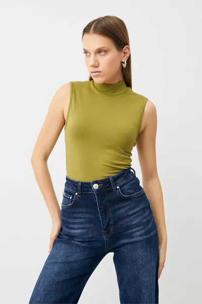 Body senza maniche verde grasso da donna