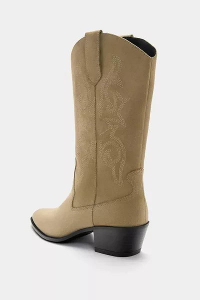 أحذية رعاة البقر مخيط