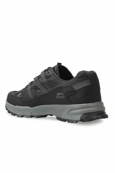 أراستا حذاء رياضي رجالي أسود / أسود