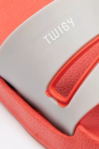 جوسي شباشب للأطفال أحمر /