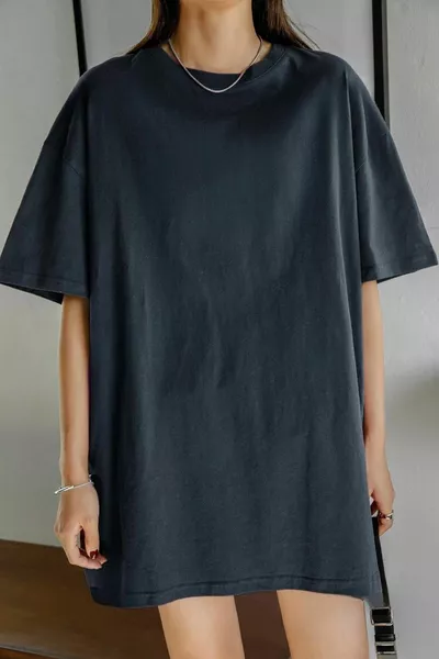 المرأة الأزرق الداكن الأساسية عادي غير مطبوعة كبيرة الحجم تي شيرت