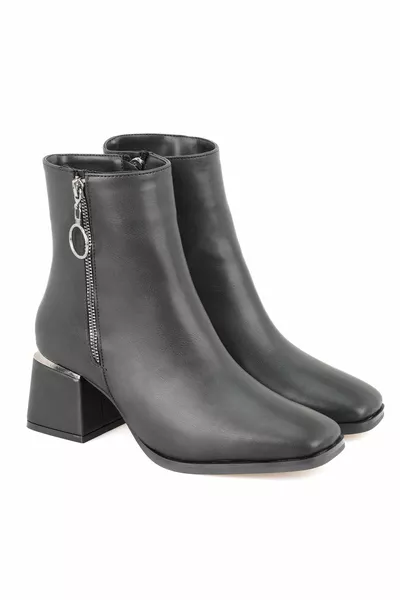 زوريكا حذاء نسائي أسود بكعب عال بسحاب