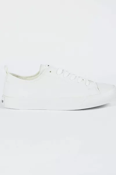 Бели мъжки маратонки с гумена подметка 