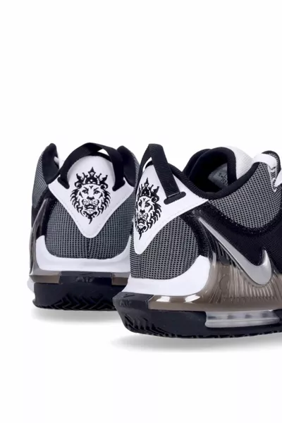 Мъжки бели баскетболни обувки Lebron Witness VII