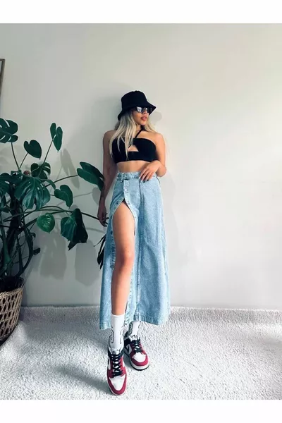 Denim skirt