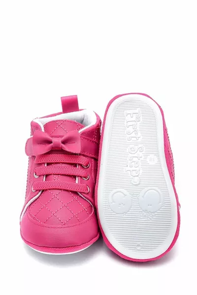 حذاء خطوة أولى مرن وغير قابل للانزلاق مع شريط فوشيا 