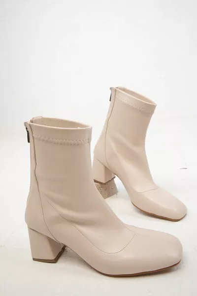 Women's Beige Boots & Bootie 