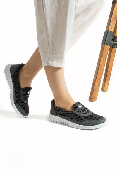 الموسم الجديد الرباط متابعة عارضة الرياضة رمادي أحذية 