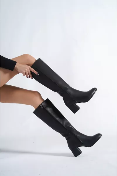 Stivali da donna con tacco con cerniera laterale a punta ovale