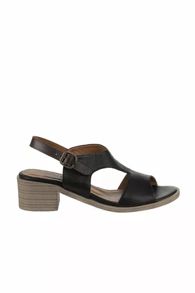 صنادل نسائية بكعب جلد أسود 