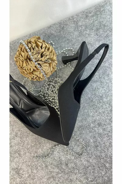 Tacco 6 cm in raso nero 