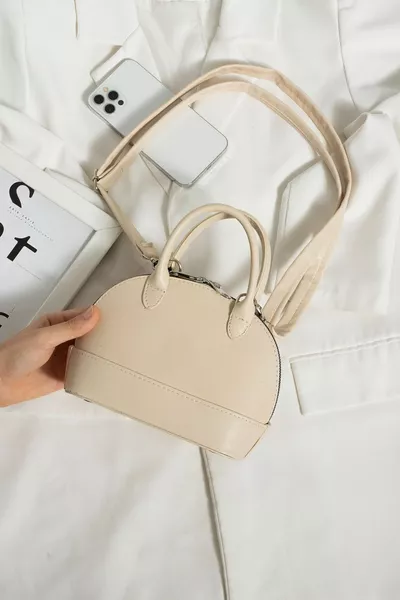 نموذج D زجاجة صغيرة مربع كروسبودي