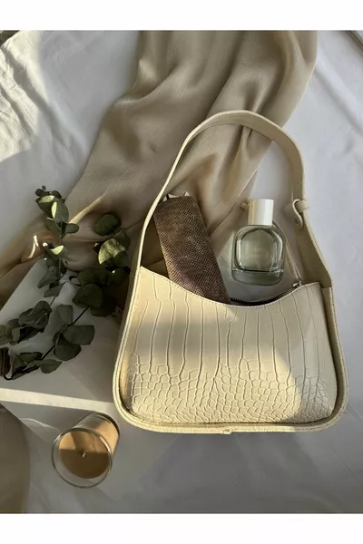 Borsa Baguette bianca da donna con motivo coccodrillo crema