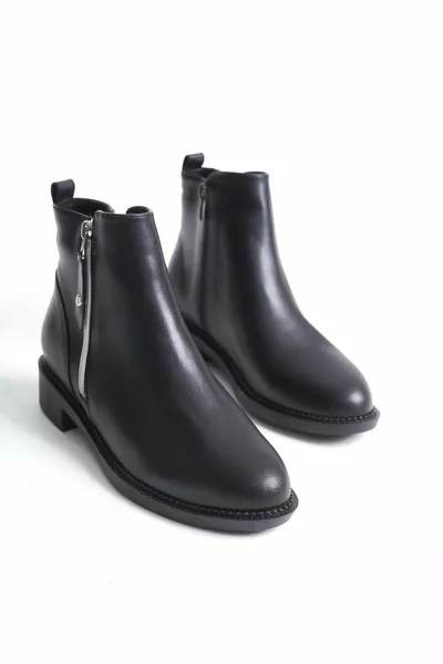 Kadın Victor Siyah Cilt Fermuar Detaylı Kısa Bilek Bot