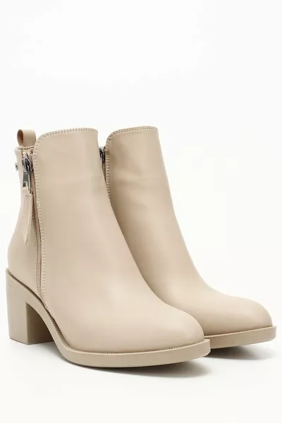 عارية الجبهة جولة اصبع القدم كعب سستة شرابة المرأة أحذية عارضة 