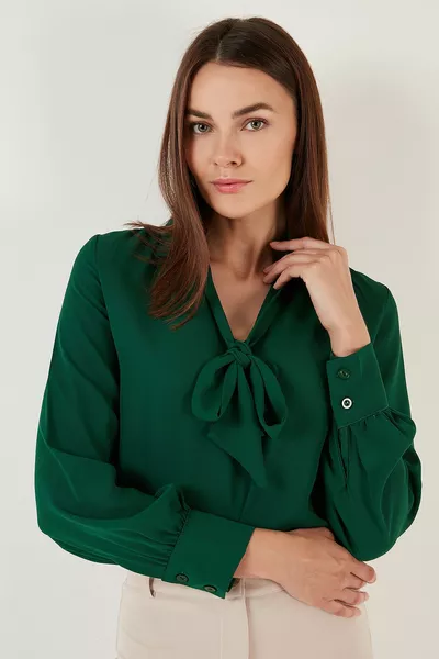 Рубашка из шифона с V-образным вырезом и галстуком 