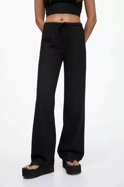 Fließende Leinenhose