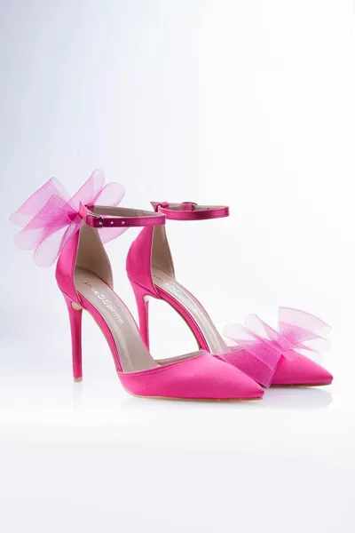حذاء سهرة من الساتان مقاس 8 سم مع قوس فوشيا