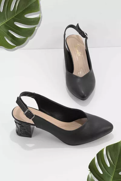 Zwarte klassieke hakken voor dames 