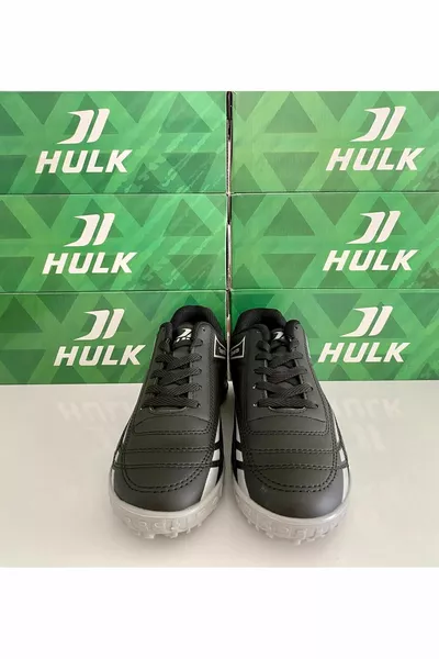 أحذية أستروتيرف