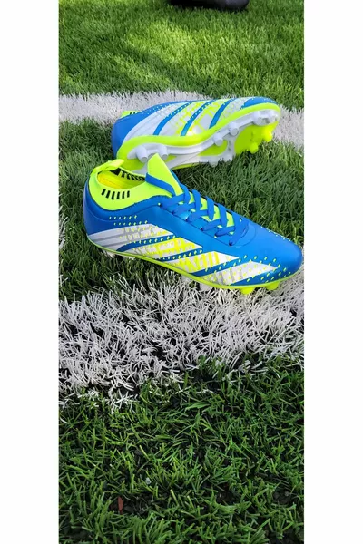 أحذية كرة القدم نصف الكاحل أحذية كرة القدم للأطفال ، أحذية كرة القدم المستخدمة في Astroturf و Uni Turf