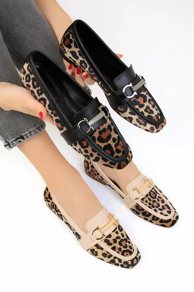 شقق الباليه ليوبارد تن للسيدات 