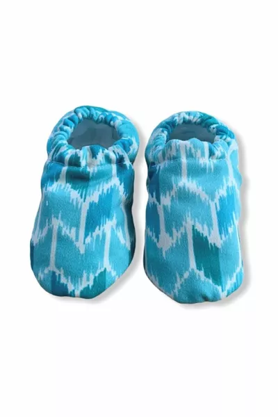 Bottines pour bébé à motifs de triangle bleu