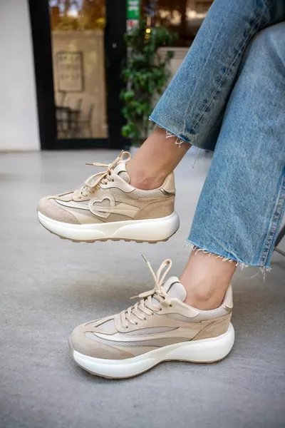Raw Beige Heart Detailed Sole Patterned Women's Sneakers