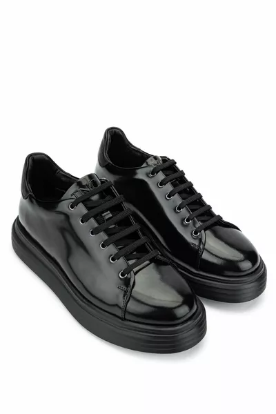 جلد طبيعي للرجال أحذية رياضية وأحذية رياضية سوداء تتكشف