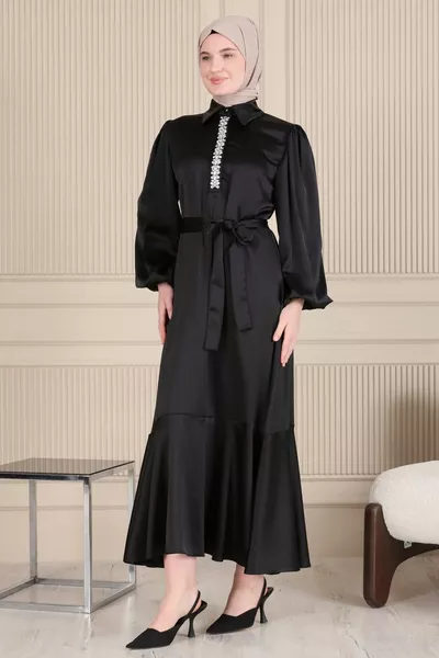 فستان من الساتان سيلين