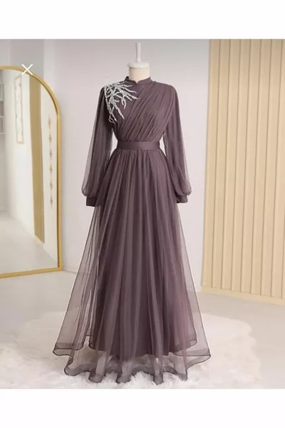 Front Stone Detail Drapiertes Tüll-Abendkleid mit Gürtel