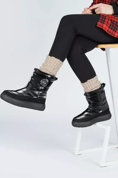  ماء عدم الانزلاق الوحيد الأسود الفتيات أحذية الثلج