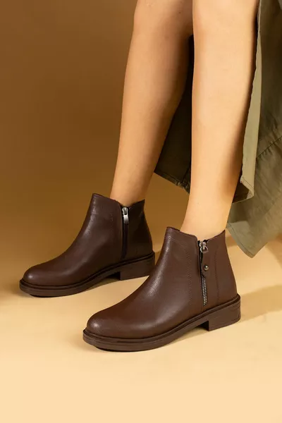 المرأة القهوة سستة مفصلة قصيرة كونفورت نمط أحذية أنيقة ومريحة