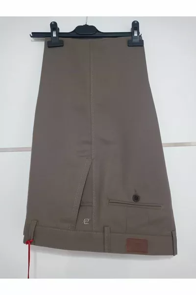 Sommerliche Herren-Leinenhose