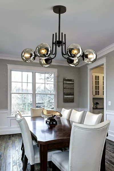 ثريا صالون إيديل مودرن بإطار أسود وزجاج مدخن، ثريا سداسية